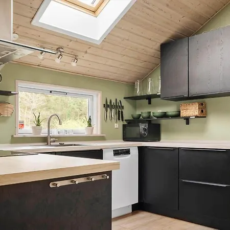 בית נופש M366-vaeggerlose-baeverstien-71 Bøtø By