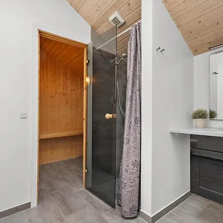 M366-vaeggerlose-baeverstien-71